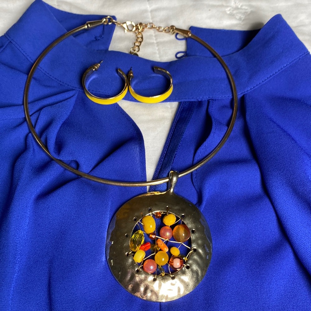 Cato necklace with matching earrings